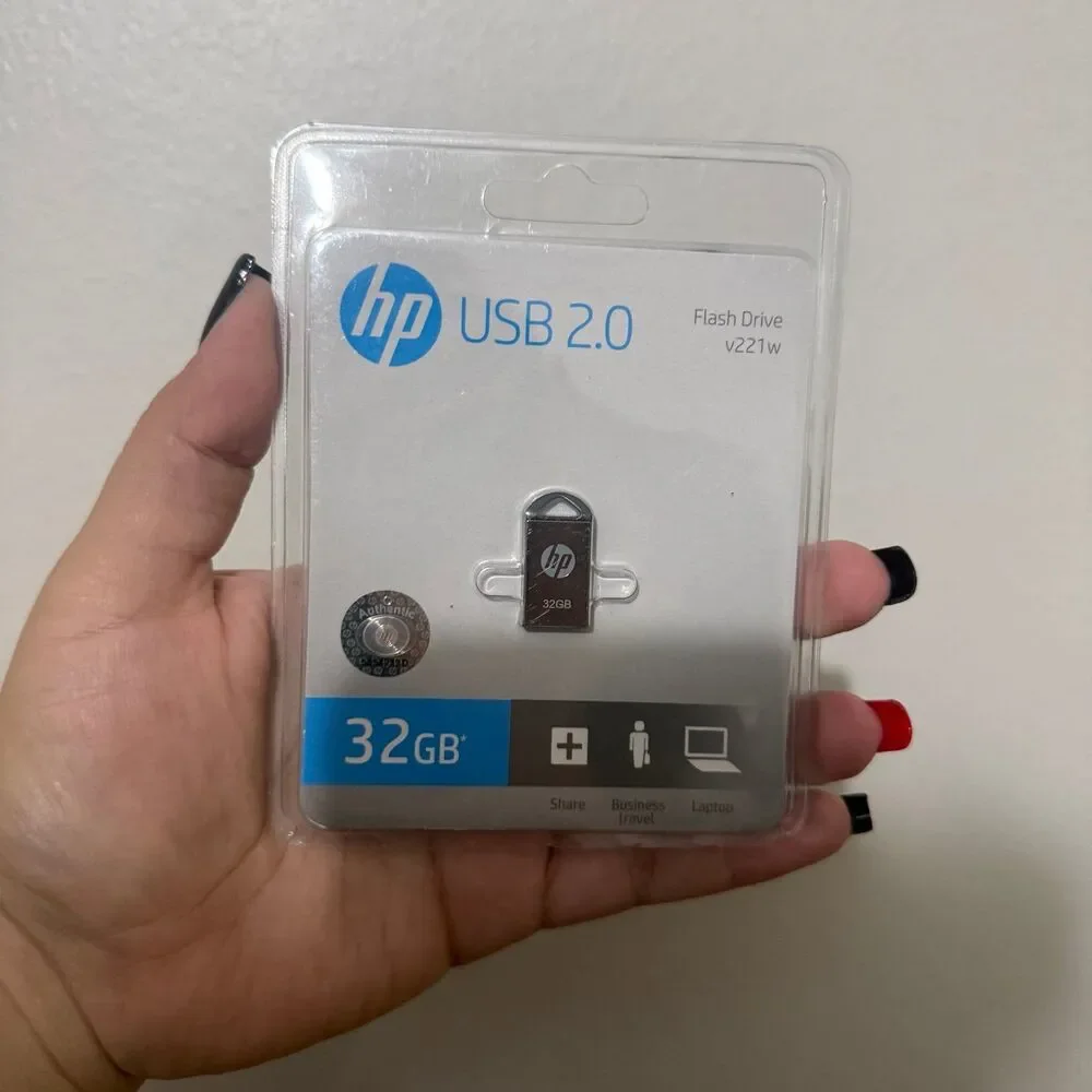 HP USB 2.0 32GB Flash Drive v221w Storage Drive Stick Free